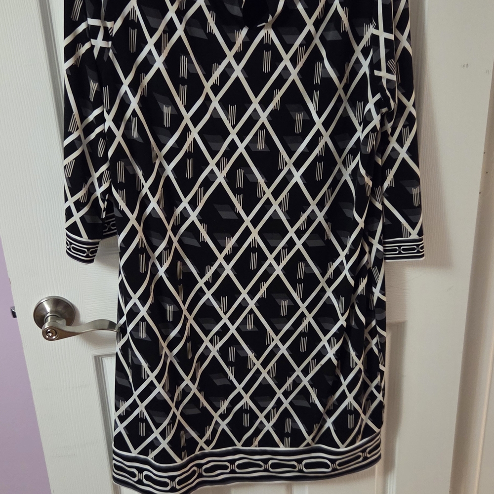 Black and White Patterned Long Sleeve Dress